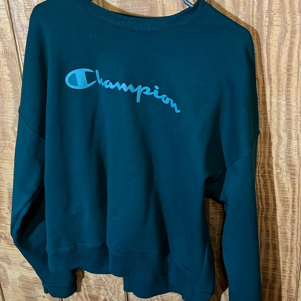 Green Champion pullover